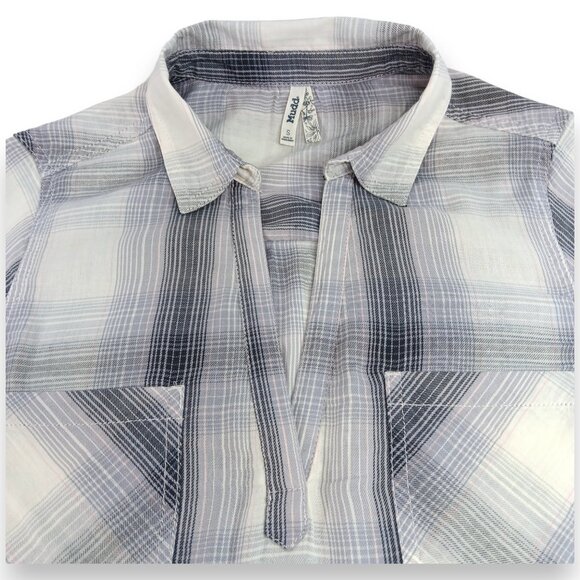 MUDD-Women's-Plaid-Gray-Black-Pink-SMALL-pullover-V Neck-Long Sleeve-Pockets - Picture 12 of 16